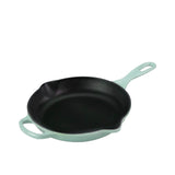 Le Creuset Signature Cast Iron Round Skillet 26cm Sage - Image 01