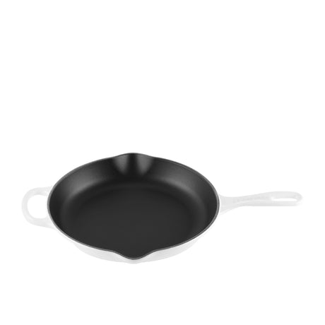 Le Creuset Signature Cast Iron Round Skillet 26cm White - Image 02