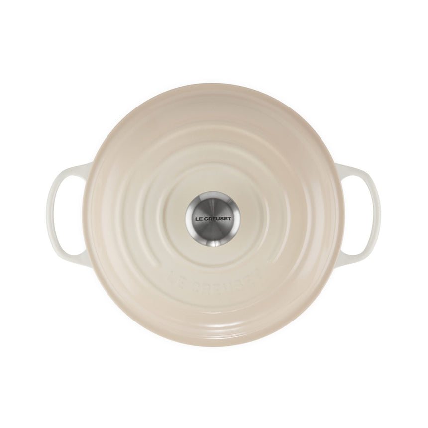 Le Creuset Signature Cast Iron Shallow Casserole Stainless Steel Knob 26cm Meringue - Image 04