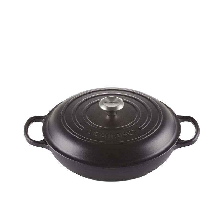 Le Creuset Signature Cast Iron Shallow Casserole Stainless Steel Knob 30cm Satin in Black - Image 01