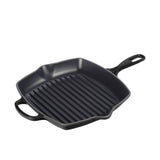 Le Creuset Signature Cast Iron Square Grillit 26cm Satin in Black - Image 01