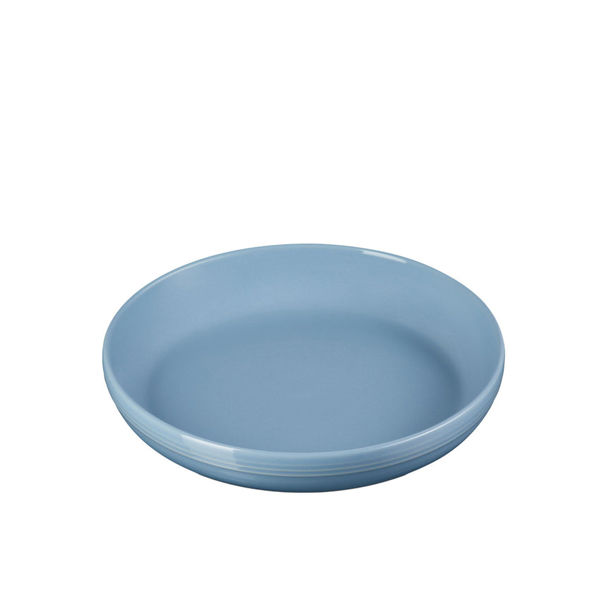 Le Creuset Stoneware Coupe Pasta Bowl 22cm Chambray - Image 02