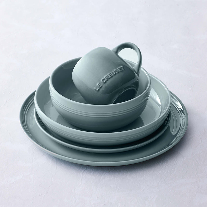 Le Creuset Stoneware Coupe Pasta Bowl 22cm Sea Salt - Image 02