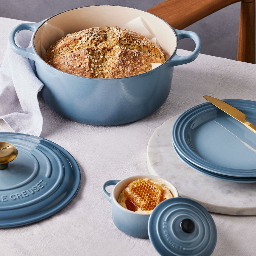 Le Creuset Stoneware Mini Round Casserole 10cm Chambray - Image 04