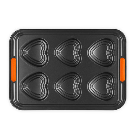 Le Creuset Toughened Non Stick Bakeware 6 Cup Heart Tiered Tray - Image 01