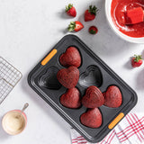 Le Creuset Toughened Non Stick Bakeware 6 Cup Heart Tiered Tray - Image 05