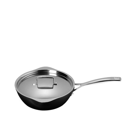 Le Creuset Toughened Non Stick Chef's Pan with 2 Pouring Spout 24cm - Image 02