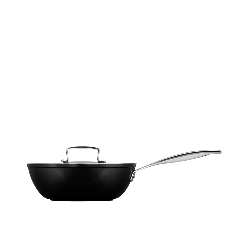 Le Creuset Toughened Non Stick Chef's Pan with 2 Pouring Spout 24cm - Image 05