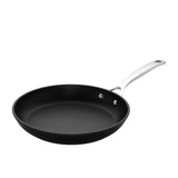 Le Creuset Toughened Non Stick Shallow Frypan 30cm - Image 01