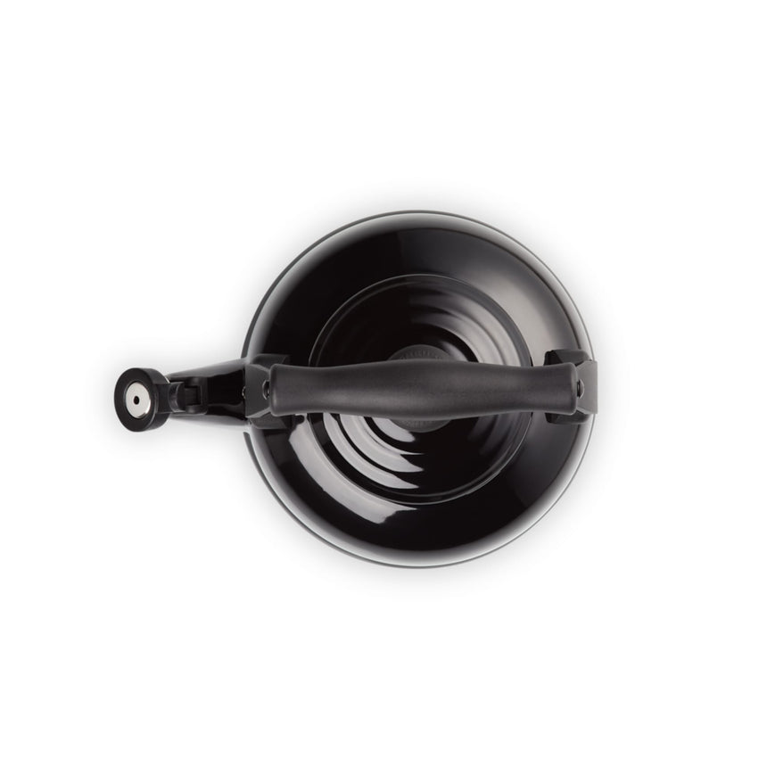 Le Creuset Traditional Kettle in Black 2.1 Litre - Image 03