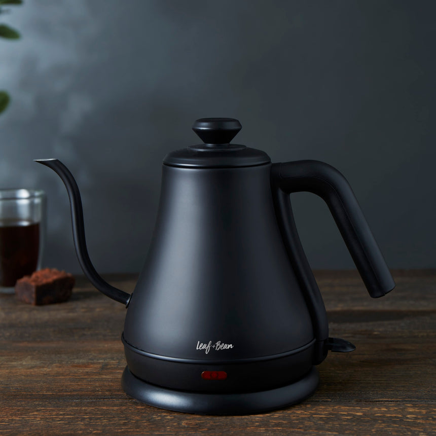 Leaf & Bean Electric Goose Neck Kettle 800ml in Black - Image 02