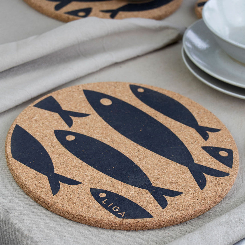 Liga Round Cork Placemat Set of 4 Fish Grey - Image 05