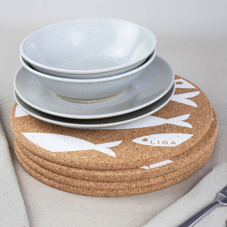 Liga Round Cork Placemat Set of 4 Fish White - Image 02