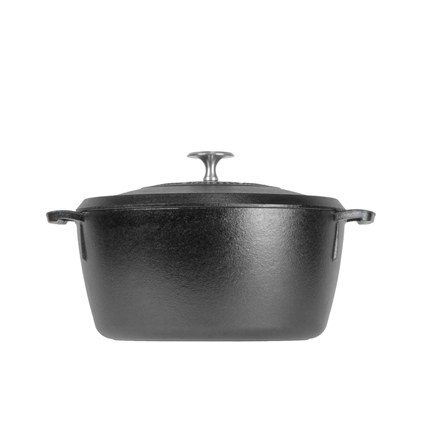 Lodge in Blacklock Triple Seasoned Cast Iron Dutch Oven 5.2 Litre - Image 06