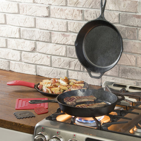 Lodge Essential 6 Piece Cookware Set - Image 02