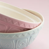 Mason Cash Earthenware Mixing Bowl 26cm 2.7 litre Powder in Pink - Image 02