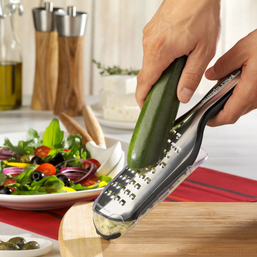 Microplane Elite Series Extra Coarse Grater in Black - Image 03