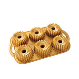 Nordic Ware Premier Gold Brilliance Bundtlette Pan 38x23cm - Image 03