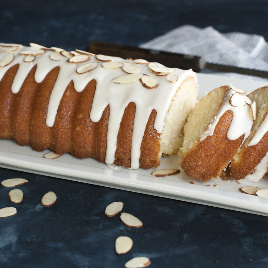 Nordic Ware Cinnamon Bread and Almond Loaf Pan 34.5x12.5cm in Blue - Image 04