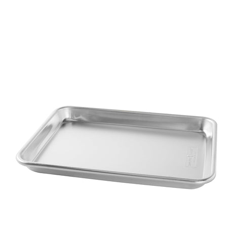 Nordic Ware Naturals Quarter Sheet 33x24.5cm - Image 01