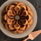 Nordic Ware Toffee Magnolia Bundt Pan 25cm - Image 02