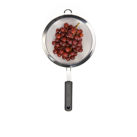 OXO Good Grips Strainer 20cm - Image 02