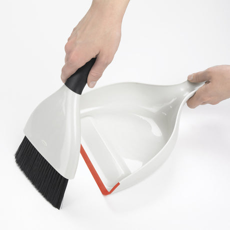 OXO Good Grips Dustpan & Brush Set - Image 02