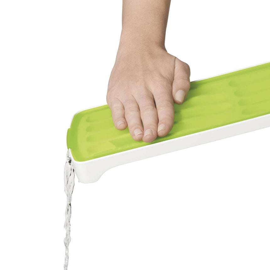 OXO Good Grips No-Spill Ice Stick Tray - Image 04