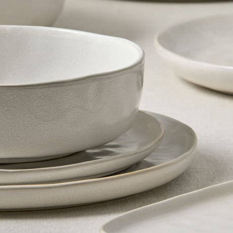 Salisbury & Co Baltic Dinner Set 12 Piece in White - Image 02