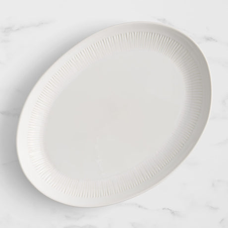 Salisbury & Co Cambria Serving Platter 50x37cm White - Image 01