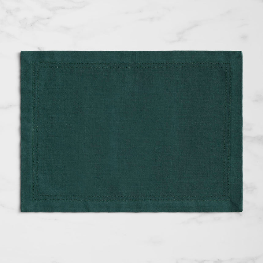 Salisbury & Co Classic Rectangular Placemat 45x33cm Green Pine - Image 01