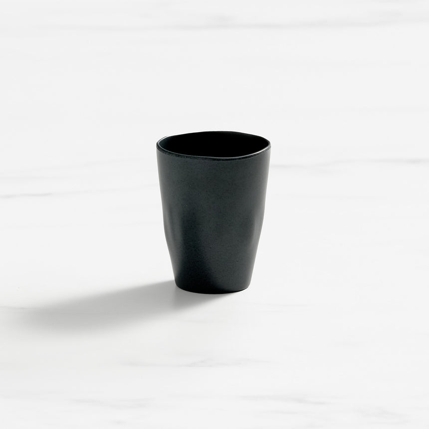 Salisbury & Co Escape Melamine Cup 420ml in Black - Image 01