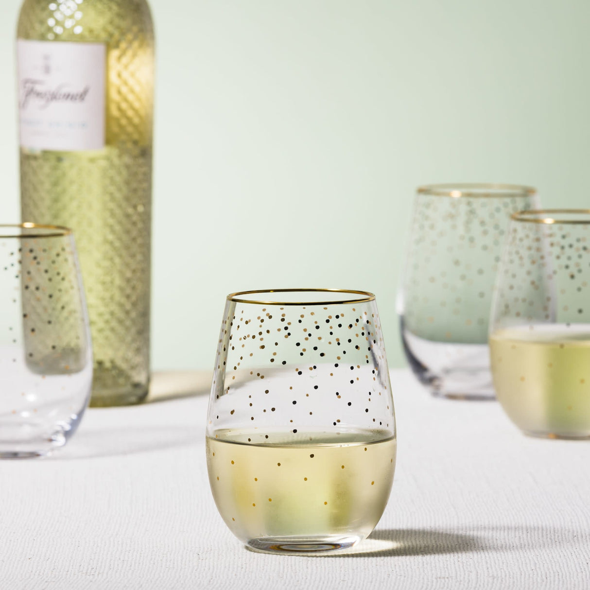 Salisbury & Co Festive Stemless Wine Glass 450ml Set of 2 Gold - Image 04