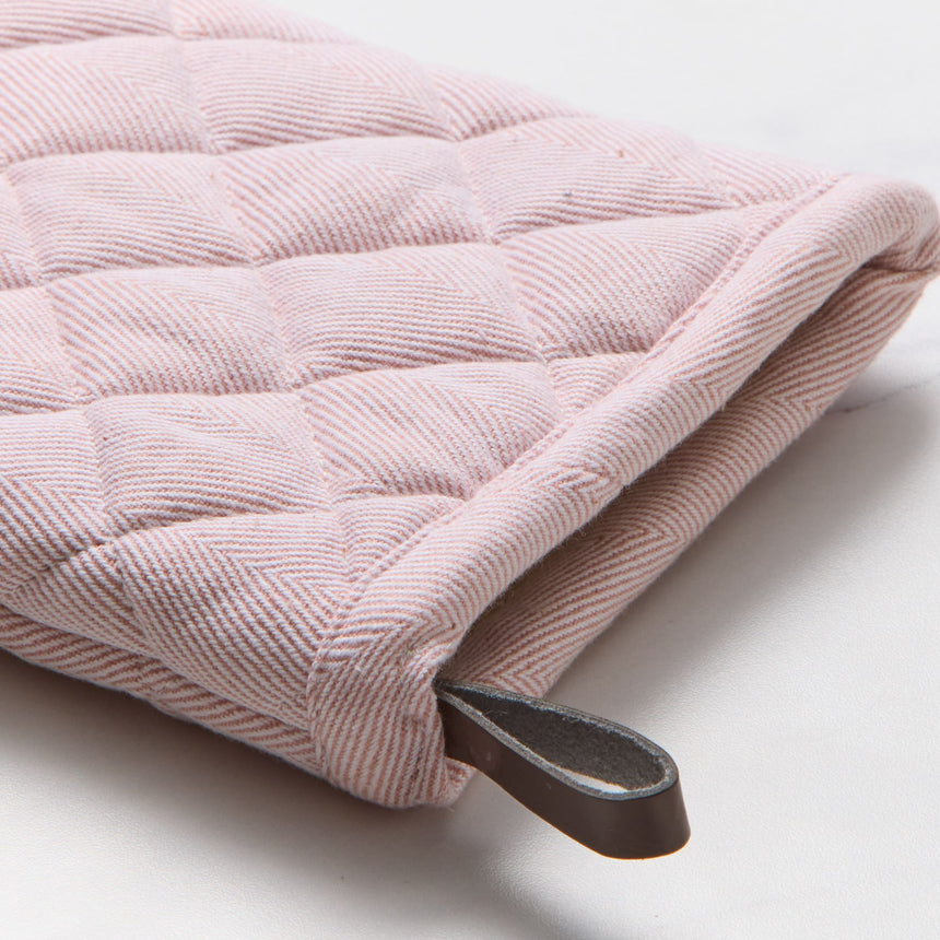 Salisbury & Co Hampstead Oven Glove Set of 2 Dusty Pink - Image 03