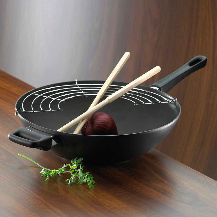 Scanpan Classic Wok 36cm - Image 02