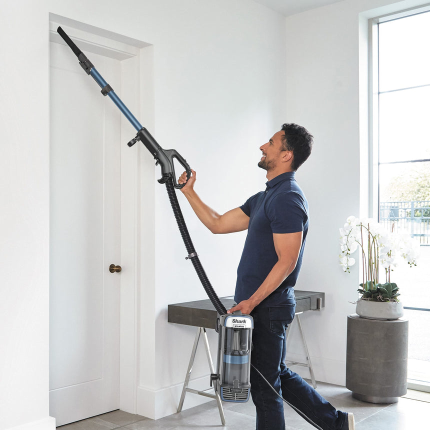 Shark AZ913 Stratos XL Pet Pro Powered Lift-Away Vacuum - Image 06