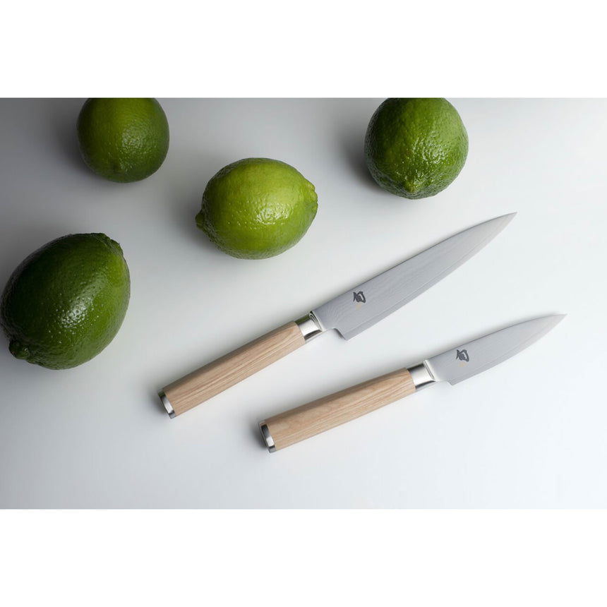 Shun Classic in White Paring Knife 8.9cm - Image 03