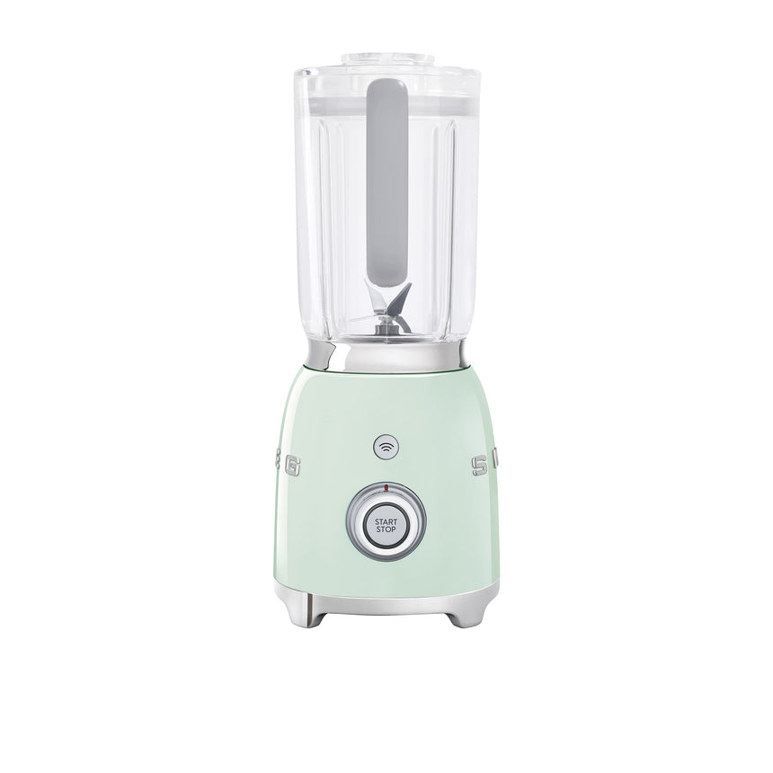 Smeg 50's Retro Style BLF01 Blender 1.5 litre in Pastel Green - Image 03