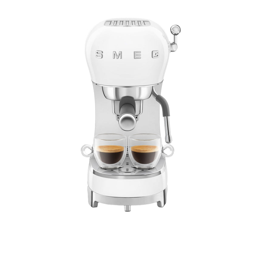 Smeg 50's Retro Style ECF02 Espresso Coffee Machine White - Image 04