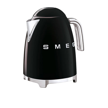 Smeg 50's Retro Style KLF03 Kettle 1.7 litre in Black - Image 02