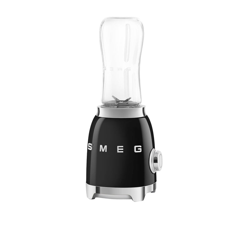 Smeg 50's Retro Style PBF01 Mini Blender in Black - Image 03