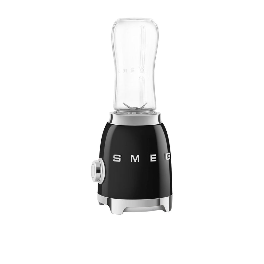 Smeg 50's Retro Style PBF01 Mini Blender in Black - Image 05