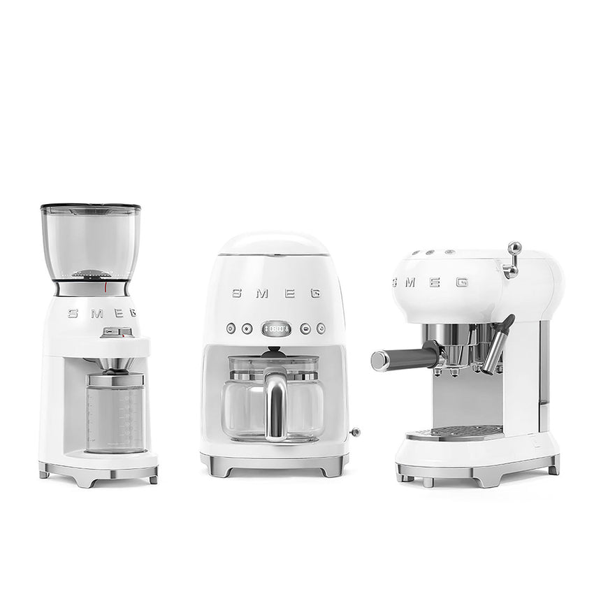 Smeg 50's Retro Style ECF01 Espresso Coffee Machine in White - Image 05