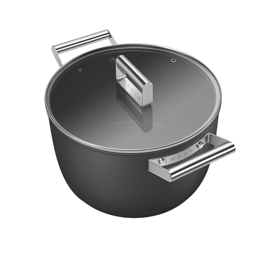 Smeg Non Stick Casserole with Lid 26cm - 7.7L in Black - Image 03