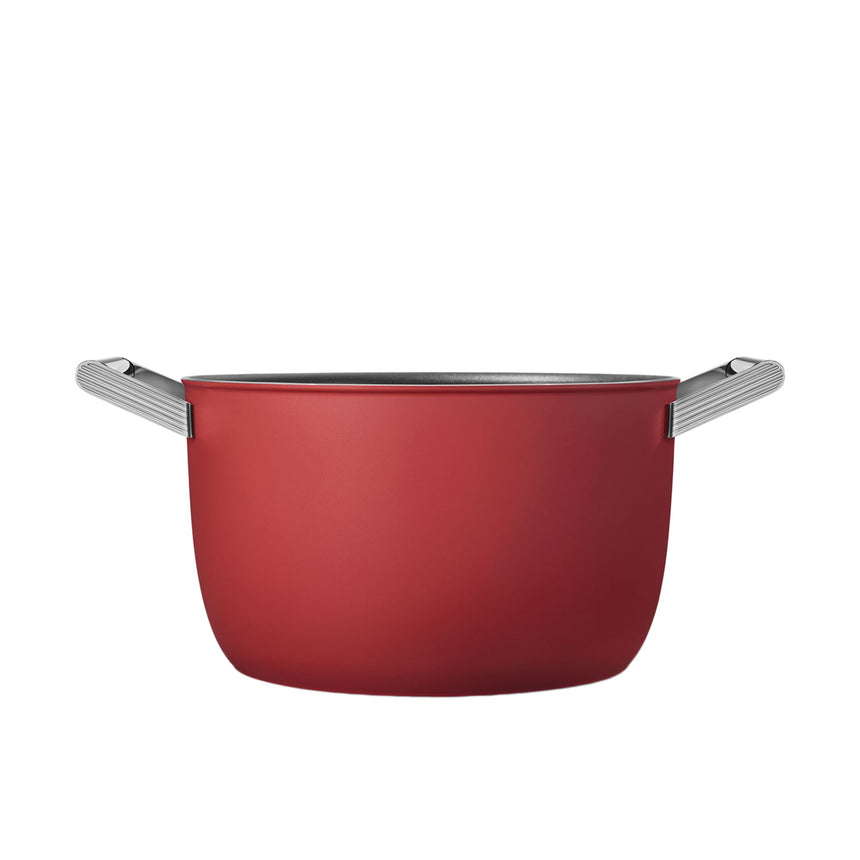 Smeg Non Stick Casserole with Lid 26cm - 7.7L in Red - Image 02