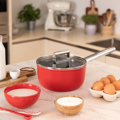 Smeg Non Stick Saucepan with Lid 20cm - 2.7 litre in Red - Image 02