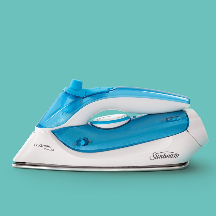 Sunbeam Pro Steam Compact Iron in Blue (SRS2000) - Image 04