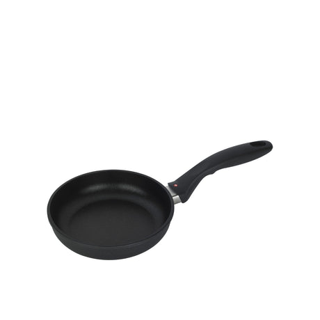 Swiss Diamond XD Classic Fry Pan 18cm - Image 01