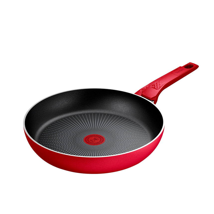 Tefal Daily Expert 28cm Frypan in Red - Image 01