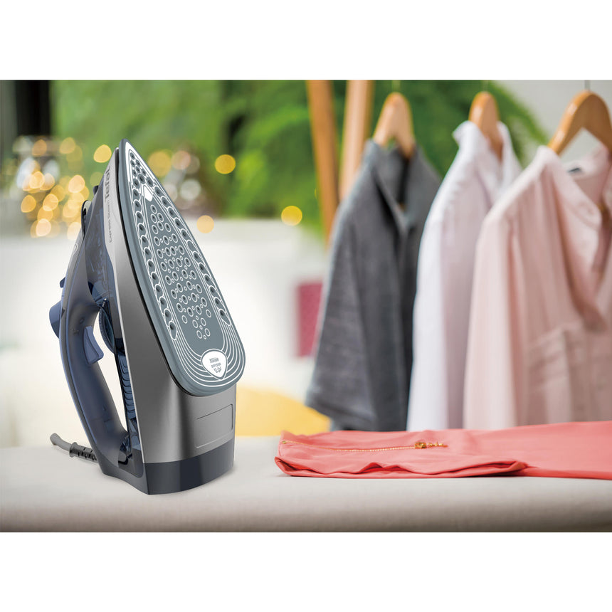 Tefal Express Steam Iron (FV2868) - Image 04